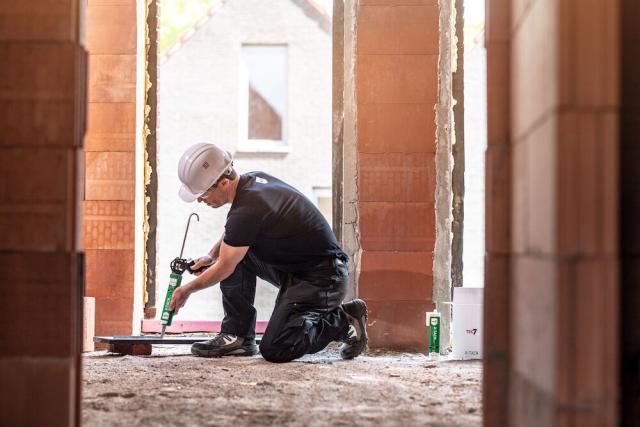 700039_X-tack_1 X-Tack svart 290 ml