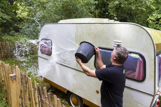 700017_HP_Clean_caravan Hp Clean 1 l